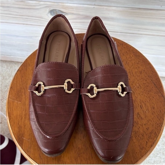 Zara Croc-Embossed Brown Loafers with Gold Detail $68 - Picture 6 of 11